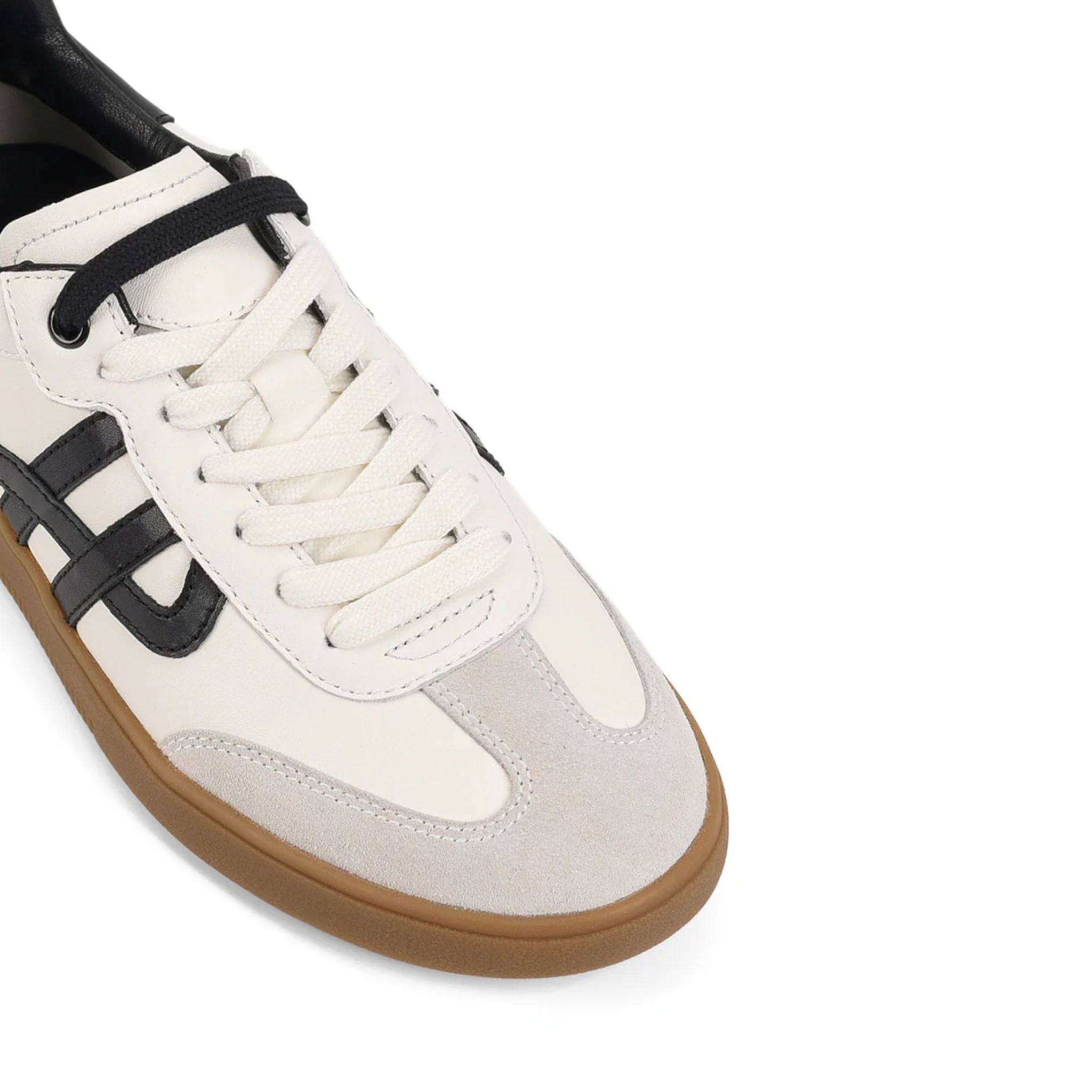 Trackside White/Black