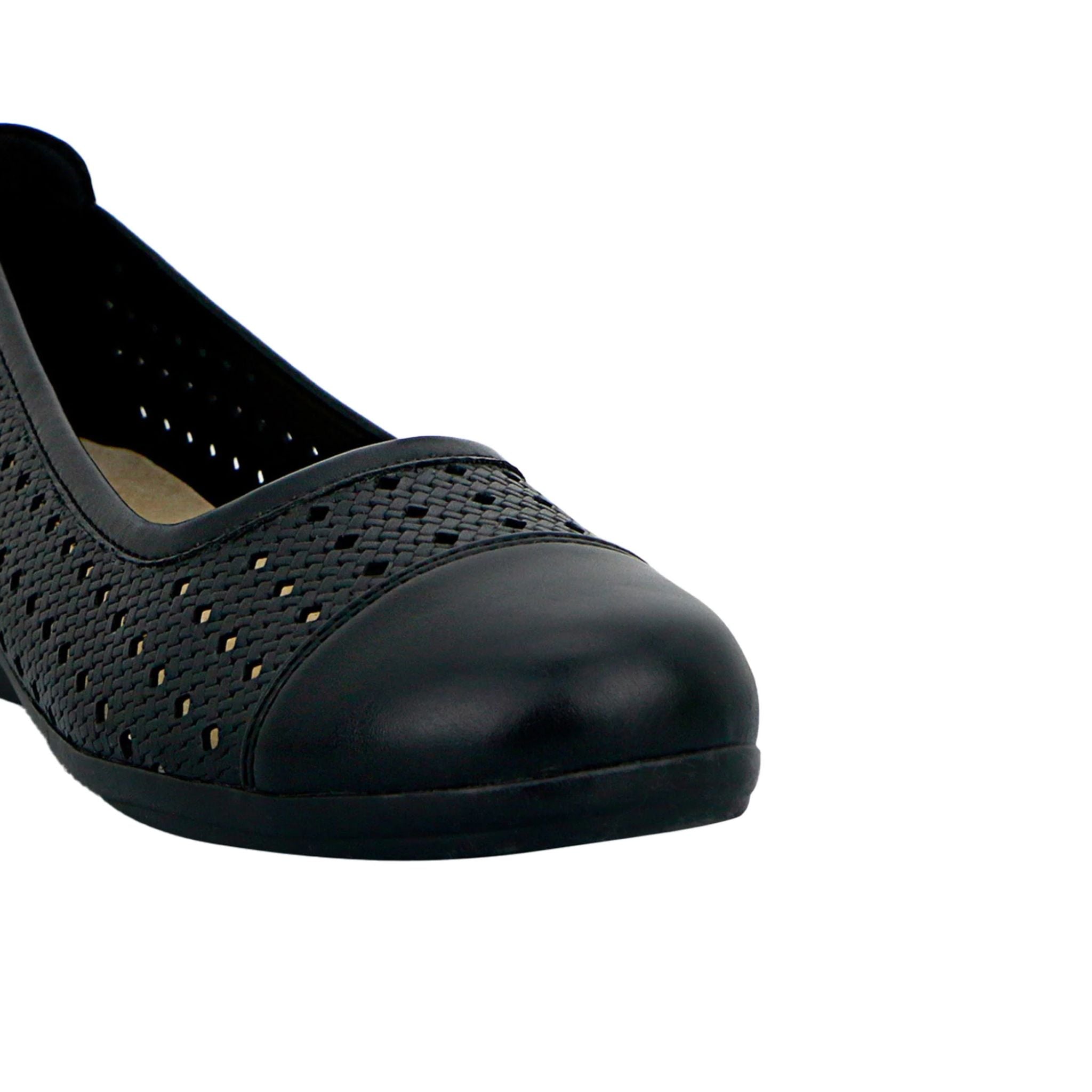 Minns Black